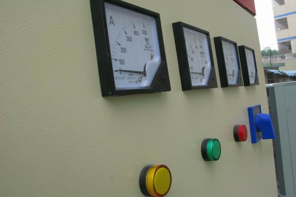 衡山配电柜-3683讲讲配电柜注意事项